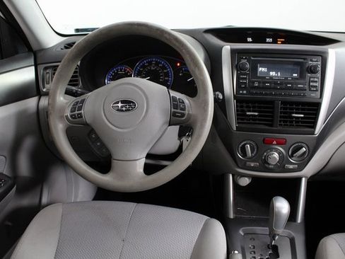 Used 2012 Subaru Forester 2.5X Premium image 7