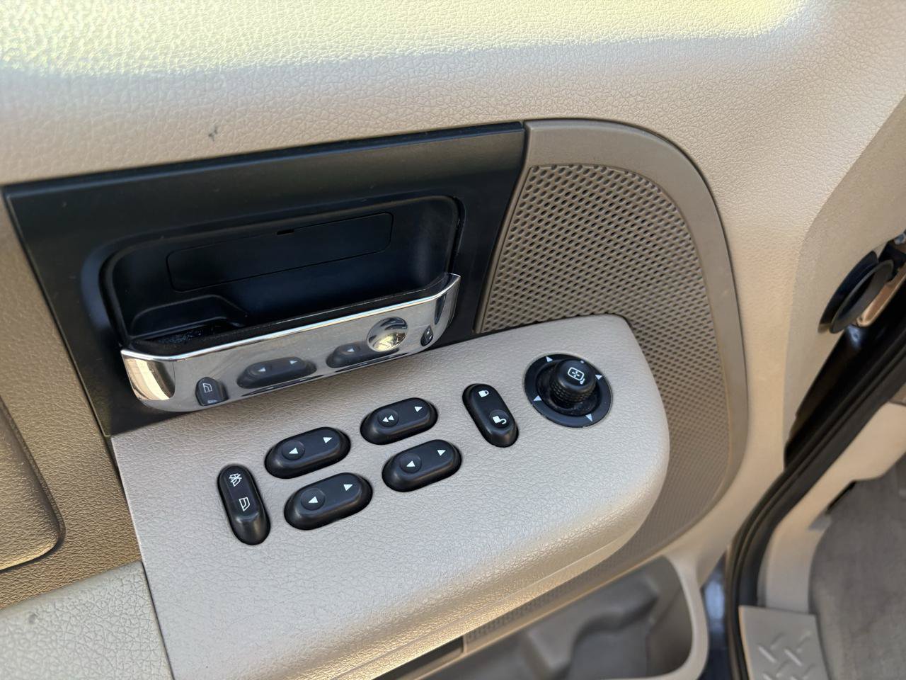 Used 2006 Ford F150 XLT RWD image 30