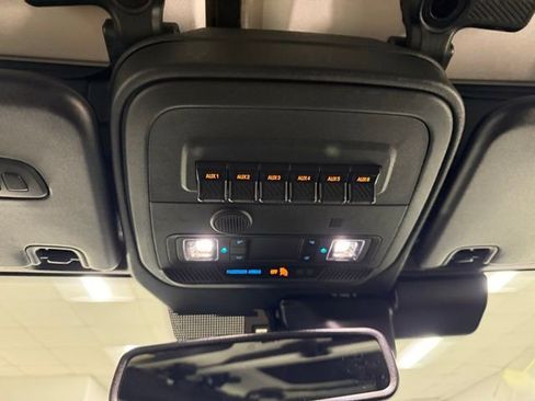 New 2025 Ford Bronco Badlands image 20