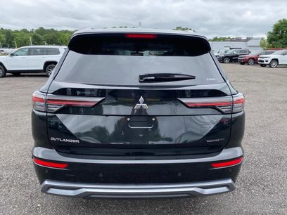 New 2025 Mitsubishi Outlander AWD