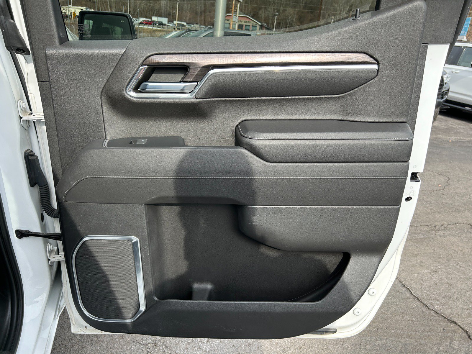 Used 2023 Chevrolet Silverado 1500 LTZ AWD/4WD image 19