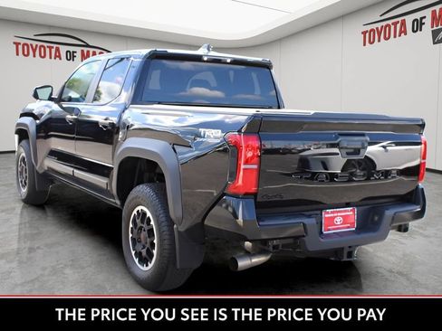 Used 2024 Toyota Tacoma TRD Off-Road AWD/4WD image 4