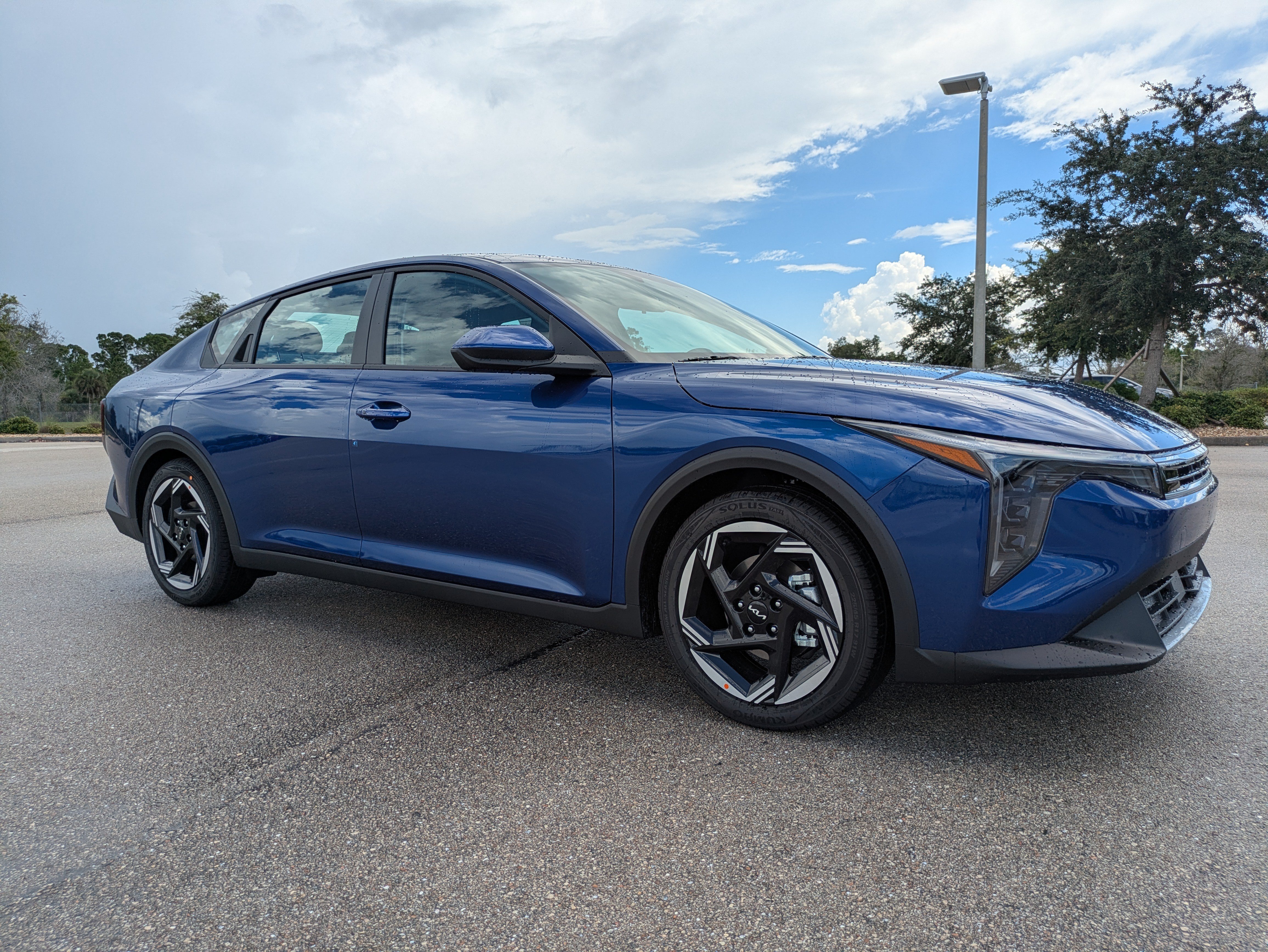New 2026 Kia K4 EX FWD image 2