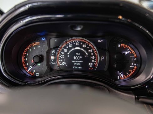 Used 2025 Dodge Durango R/T image 25