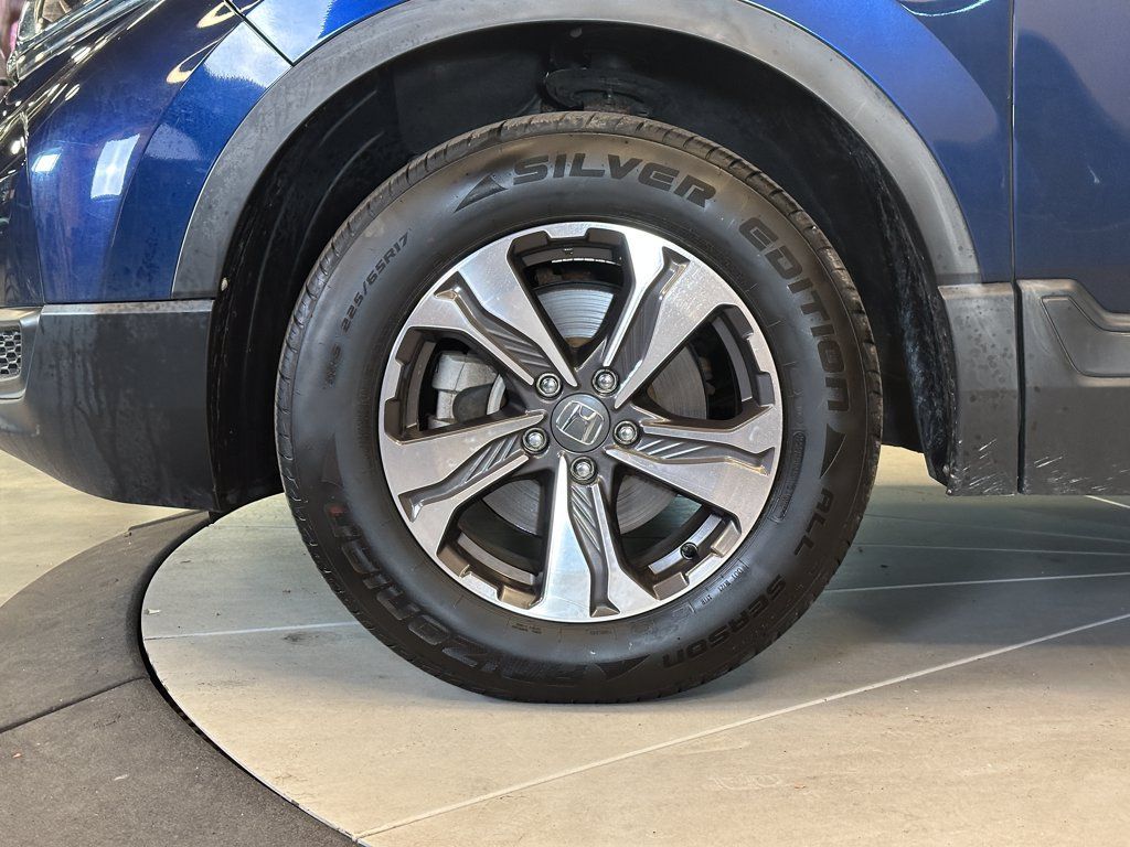 Used 2017 Honda CR-V LX image 25