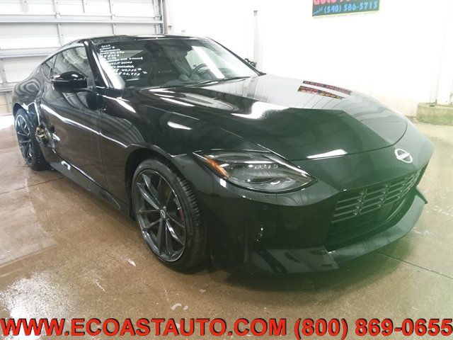 Used 2023 Nissan Z w/ Floor Mat Package (L93) RWD image 1