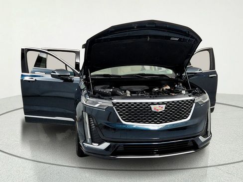 Certified 2024 Cadillac XT6 Premium Luxury w/ Technology Package AWD/4WD image 15