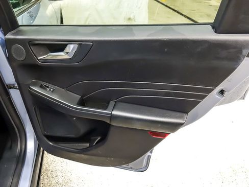 Used 2022 Ford Escape SEL w/ Technology Package image 26