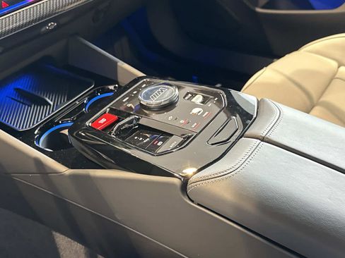 New 2026 BMW M5 w/ Carbon Package image 21