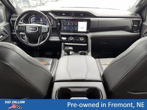 Certified 2023 GMC Sierra 1500 AT4 w/ AT4 Premium Package AWD/4WD image 9