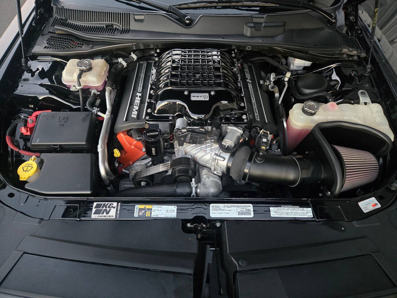 Used 2015 Dodge Challenger SRT Hellcat RWD image 29