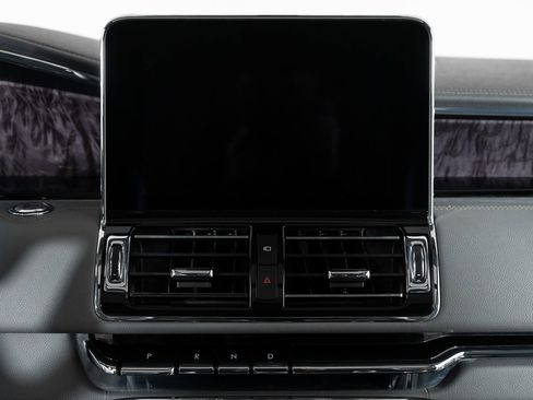 Used 2021 Lincoln Navigator L Reserve image 35