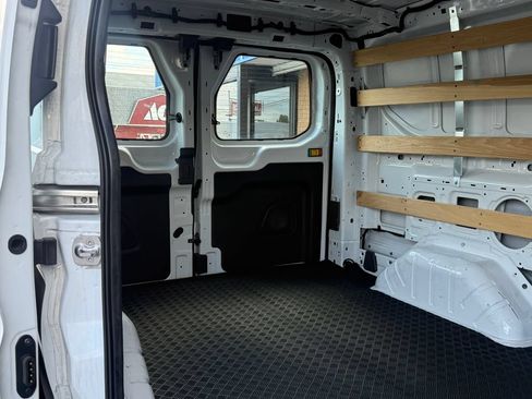 Used 2025 Ford Transit 250 Low Roof w/ Exterior Upgrade Package RWD image 17