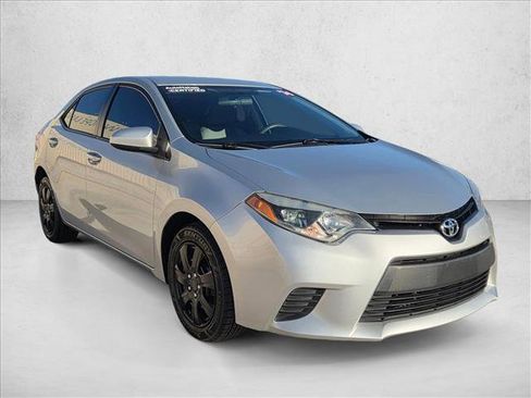 Used 2014 Toyota Corolla LE image 3