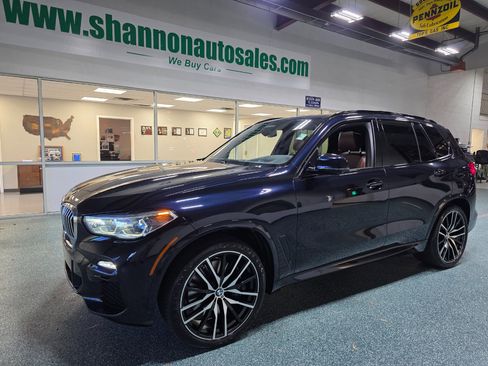 Used 2019 BMW X5 xDrive50i w/ M Sport Package image 2