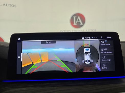 Used 2021 BMW M550i xDrive w/ Executive Package image 27