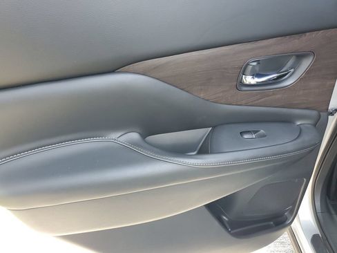 Used 2020 Nissan Murano Platinum w/ Cargo Package AWD/4WD image 13