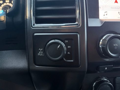 Used 2018 Ford F150 XLT w/ Equipment Group 302A Luxury image 25