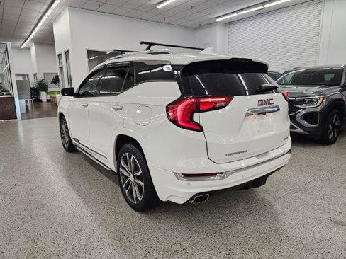Used 2018 GMC Terrain Denali w/ LPO, 'HIT The Road' Package AWD/4WD image 6
