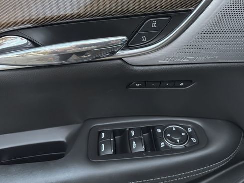 Used 2021 Cadillac XT6 Sport w/ Platinum Package image 31