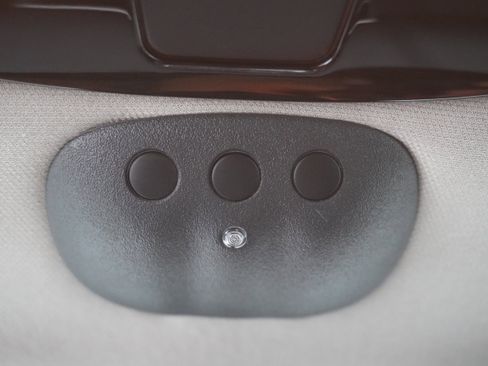 Used 2004 Chrysler Crossfire Coupe image 20