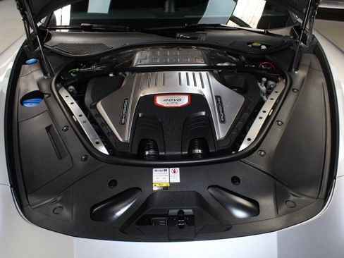Used 2022 Porsche Panamera GTS AWD/4WD image 30
