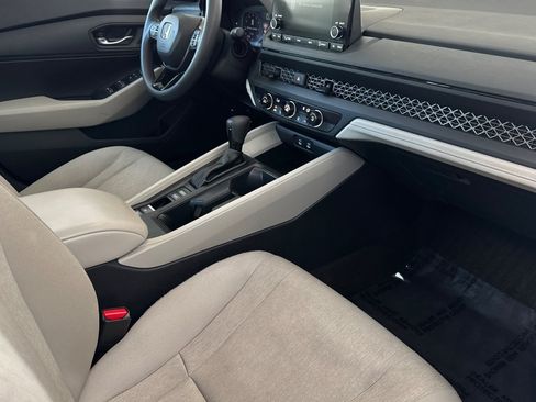 Used 2024 Honda Accord LX image 32