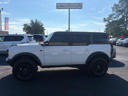 Used 2021 Ford Bronco Wildtrak AWD/4WD image 1