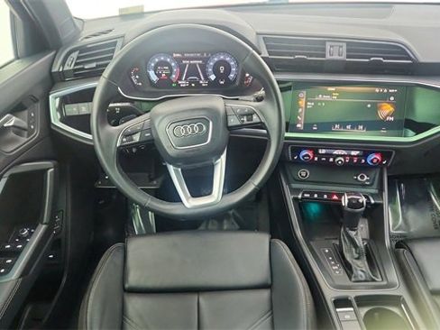 Used 2023 Audi Q3 2.0T Premium Plus w/ Premium Plus Package image 38