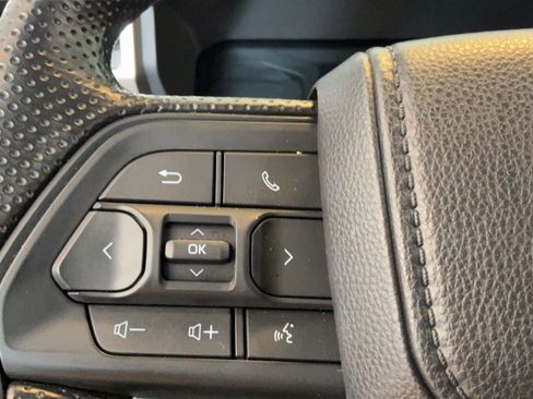 Used 2025 Toyota Tacoma SR5 RWD image 17