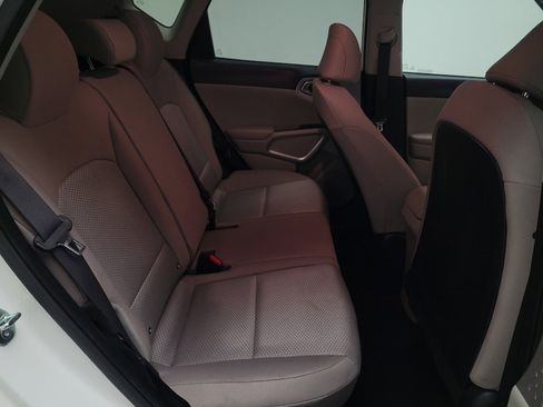 Used 2023 Kia Soul LX w/ LX Technology Package image 19