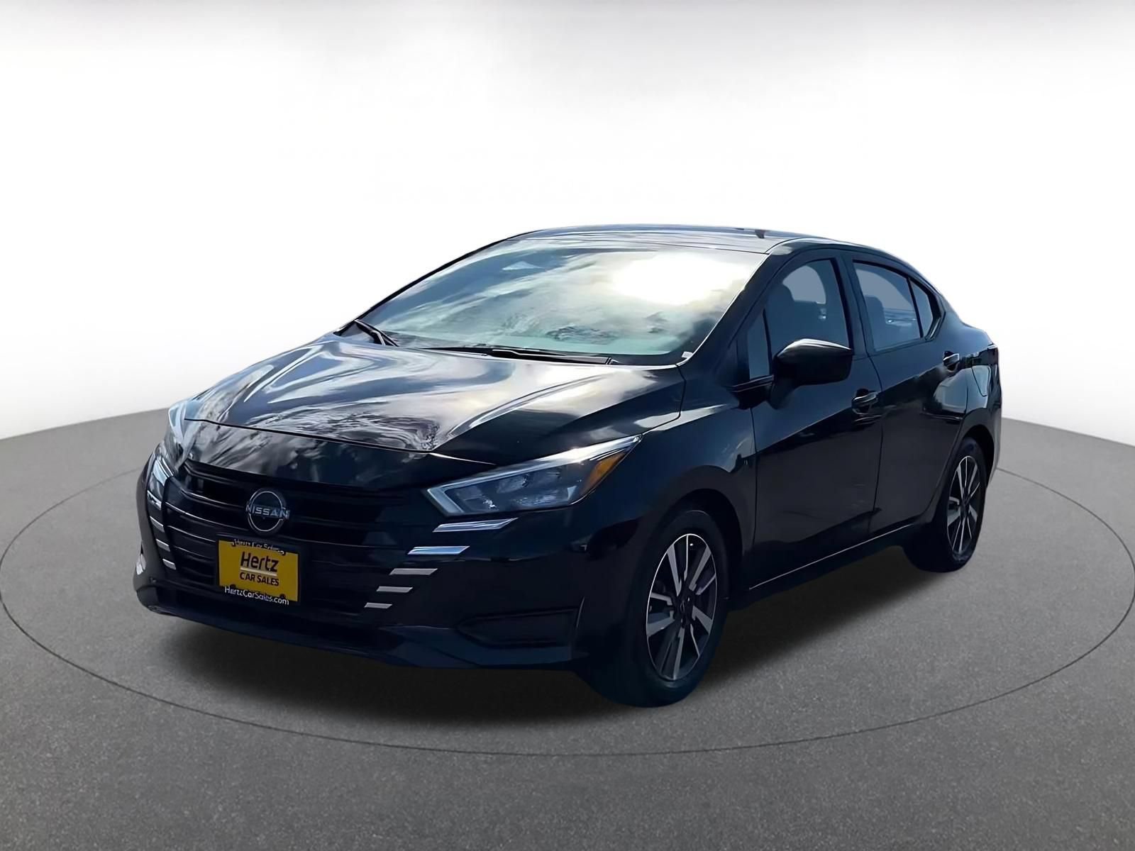Used 2025 Nissan Versa SV FWD image 6