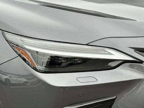 New 2026 Lexus NX 450h+ F Sport image 10