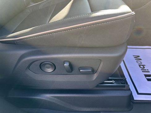 New 2026 Chevrolet Tahoe Premier image 13