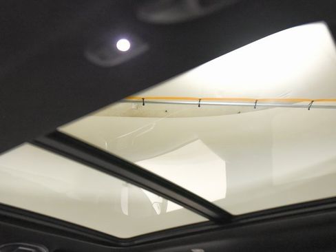 Used 2022 Jeep Wagoneer Series II w/ Premium Group I image 34