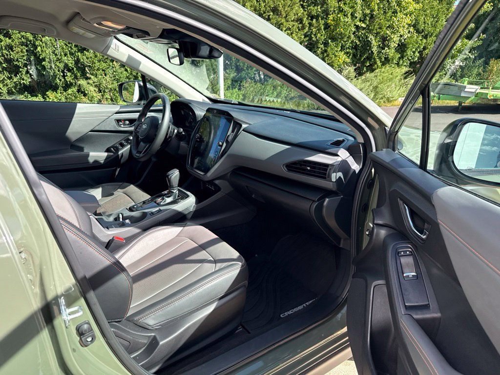 Certified 2025 Subaru Crosstrek 2.5i Limited AWD/4WD image 18