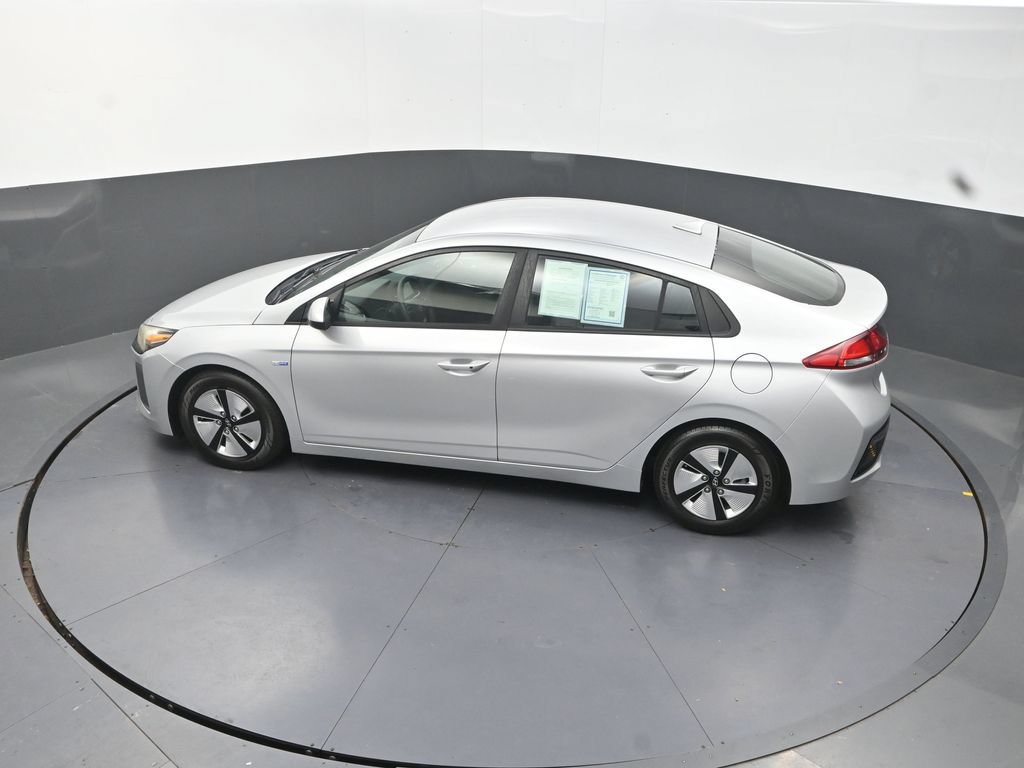 Used 2018 Hyundai Ioniq Blue FWD image 16