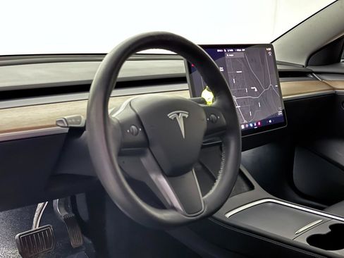 Used 2021 Tesla Model 3 Long Range image 19