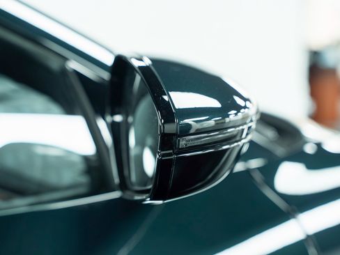 Used 2025 Lotus Emira image 13