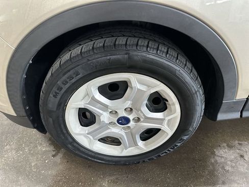 Certified 2018 Ford Escape S FWD image 22