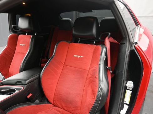 Used 2016 Dodge Challenger SRT Hellcat image 25