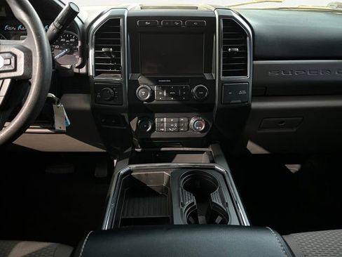 Used 2021 Ford F250 XLT w/ XLT Premium Package image 11