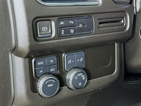 Used 2023 Chevrolet Tahoe RST w/ Luxury Package image 11