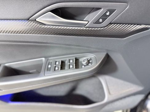 Used 2024 Volkswagen Golf R AWD/4WD image 18