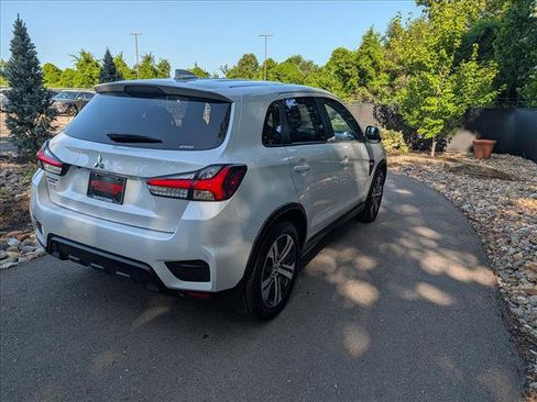 Used 2024 Mitsubishi Outlander Sport ES AWD/4WD image 5