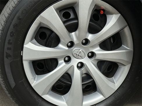 Used 2023 Toyota Corolla LE image 10