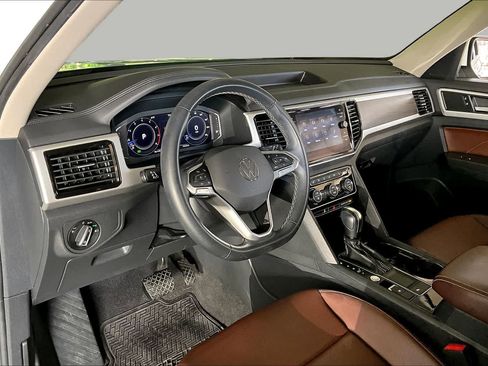 Used 2022 Volkswagen Atlas SE FWD image 17