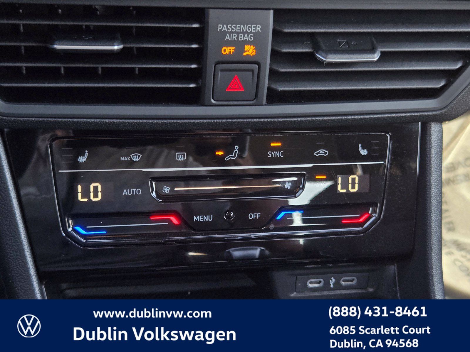 Certified 2025 Volkswagen Jetta Sport FWD image 18