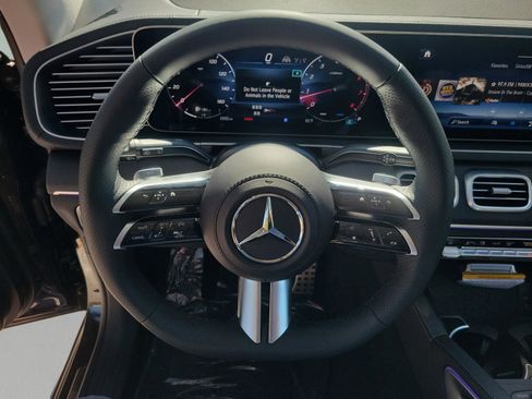 Used 2026 Mercedes-Benz GLS 450 4MATIC image 20