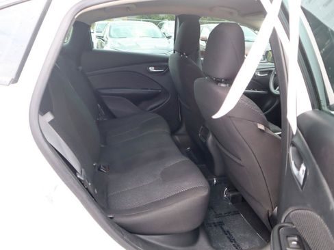 Used 2015 Dodge Dart SE w/ Convenience Group FWD image 12